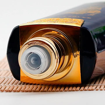 定制高白料扁方酒瓶一斤裝噴深藍色白酒瓶烤金字鍍金外殼噴涂酒瓶